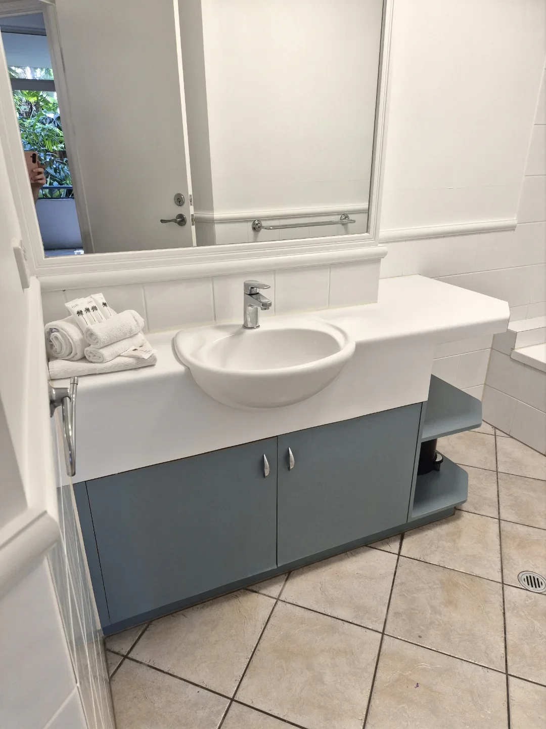 Clean kitchen in a Cairns City property